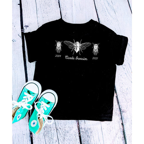 Cicadas Invasion Brood X 2021 Line Drawing Eastern USA Bug Insect Lover Kids Unisex Softstyle Tee